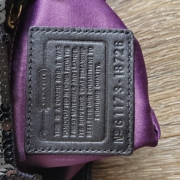 COACH POPPY BLACK SEQUINS CINCH DRAWSTRING BUCKET HANDBAG MINI 18726 - Picture 11 of 14